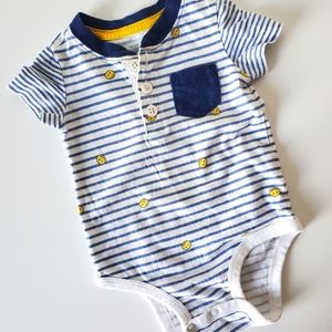 Oshkosh B'gosh Striped Smiley Face Onesie with Pocket Size 6 Months